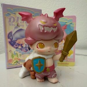 POPMART Finding Mokoko Dimoo Bear Guardian Figurine